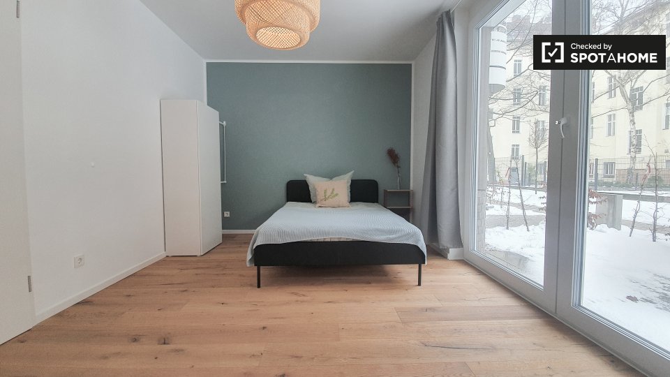 Room, Nazarethkirchstraße, Berlin