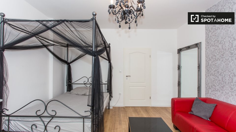 Room, Soldiner Str. 63, 13359 Berlin, Germany, Berlin