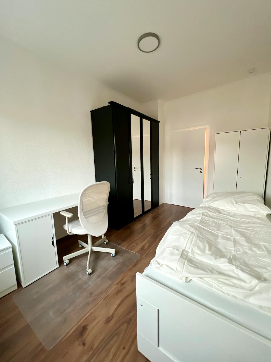 Apartment, Segeberger Weg, Dusseldorf
