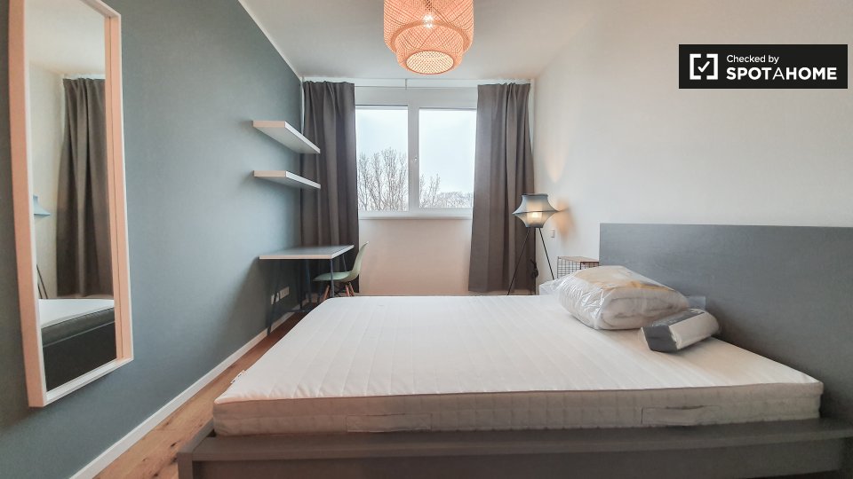 Room, Nazarethkirchstraße, Berlin