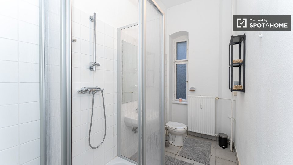 Room, Kantstraße, Berlin