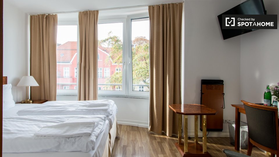 Apartment, Osnabrücker Str., Berlin