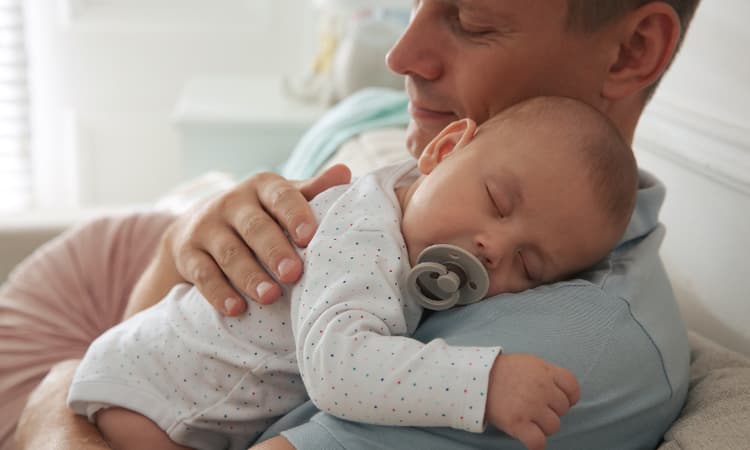 Future fathers in Germany want to work less and take more parental leave