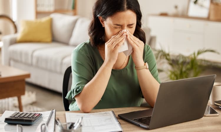Emergency kit for solopreneurs: 4 steps to keep your business running when you are absent  