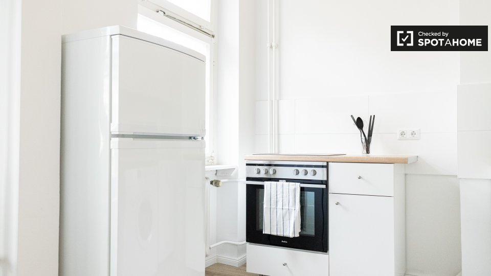 Room, Graefestraße, Berlin