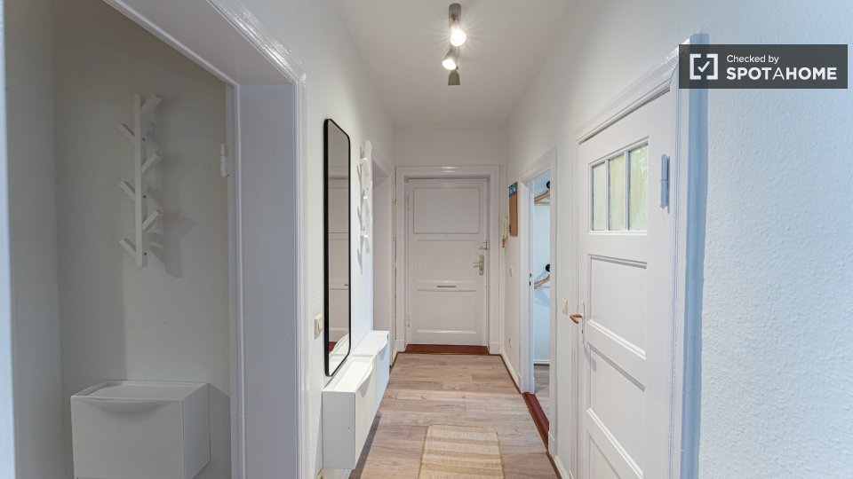 Room, Sterndamm, Berlin