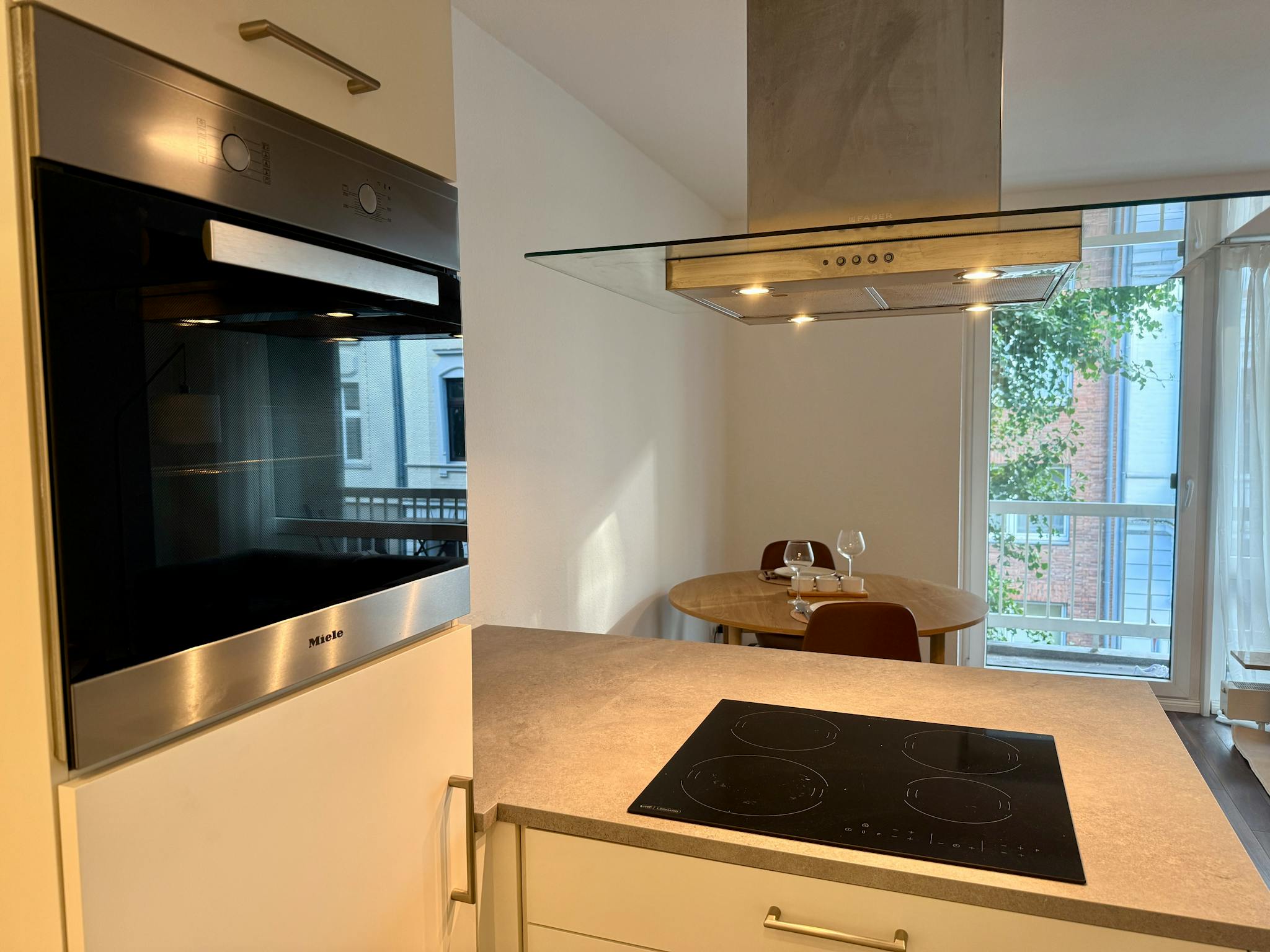 Apartment, Konkordiastraße, Dusseldorf
