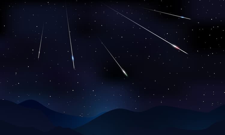 Watch the Geminid meteor shower light up the sky over Germany