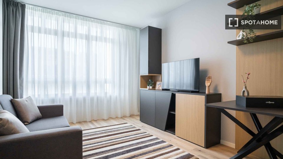 Apartment, Gürtelstraße, Berlin