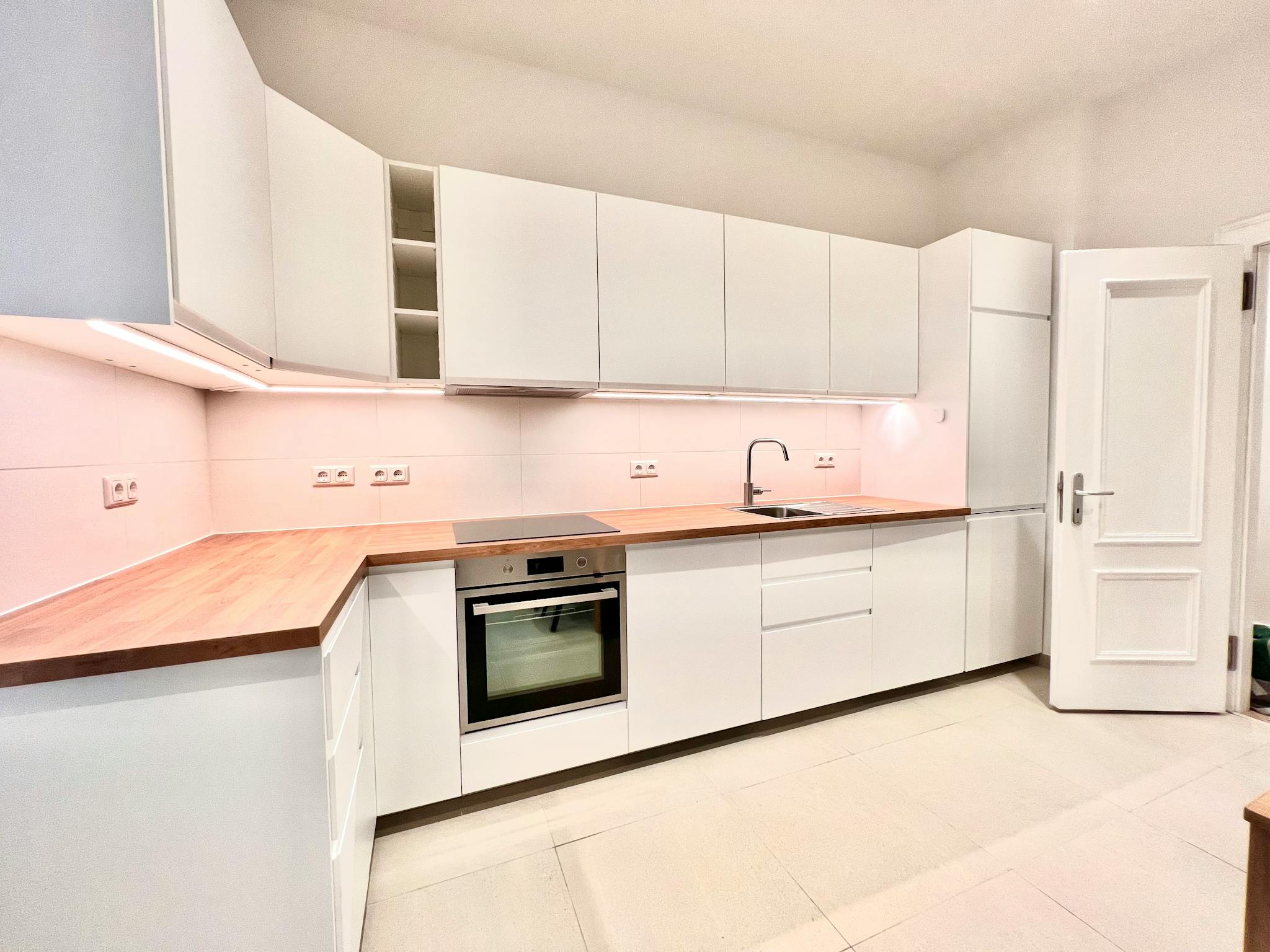 Apartment, Ebertystraße, Berlin