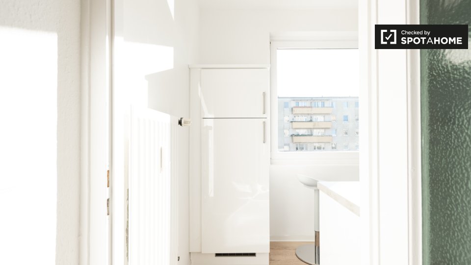 Room, Neltestraße, Berlin