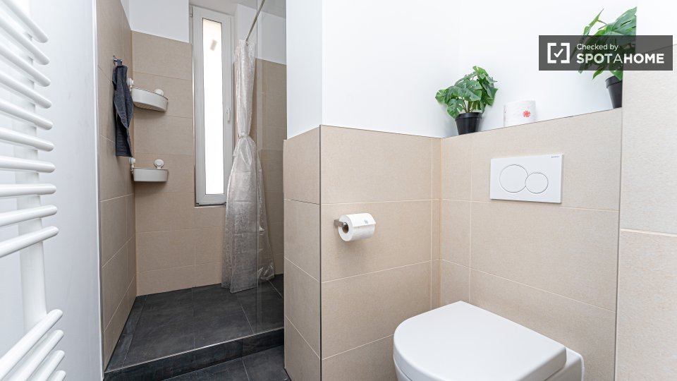 Room, Sonnenallee, Berlin