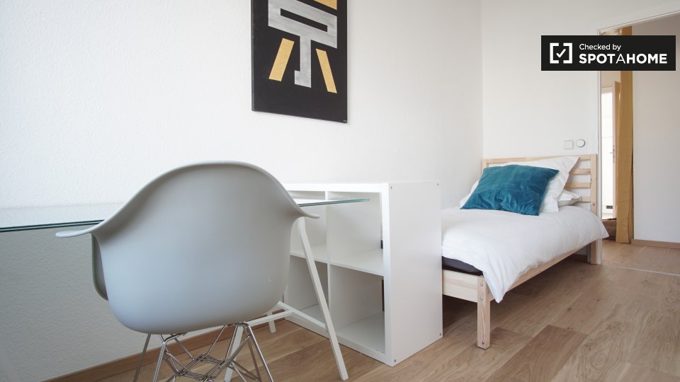 Room, Neltestraße, Berlin