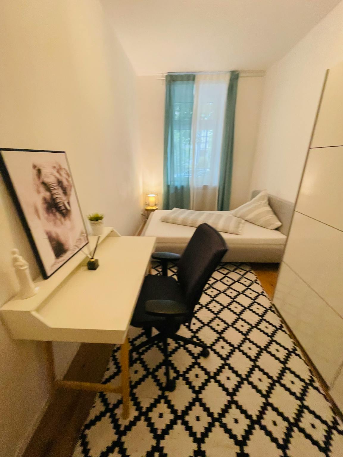 Apartment, Hirschgartenallee, Munich