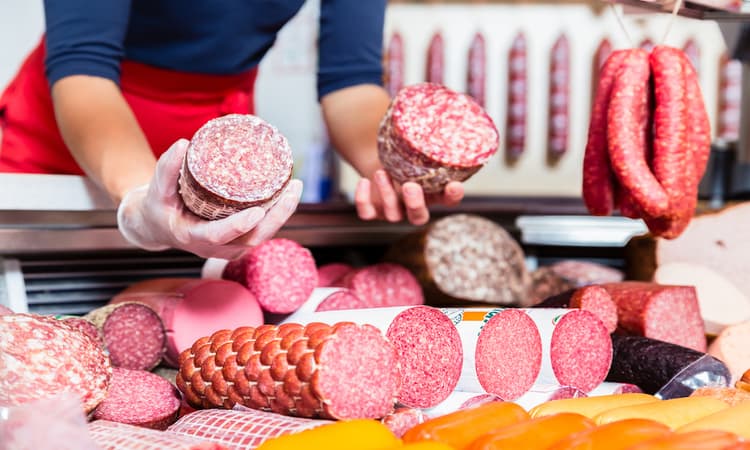 German prosecutors investigate 25 deaths linked to contaminated meat