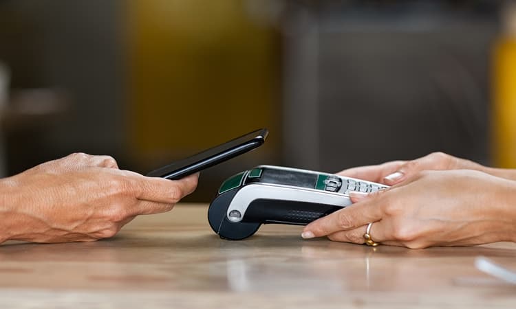 Apple Pay is now available at over 370 banks in Germany