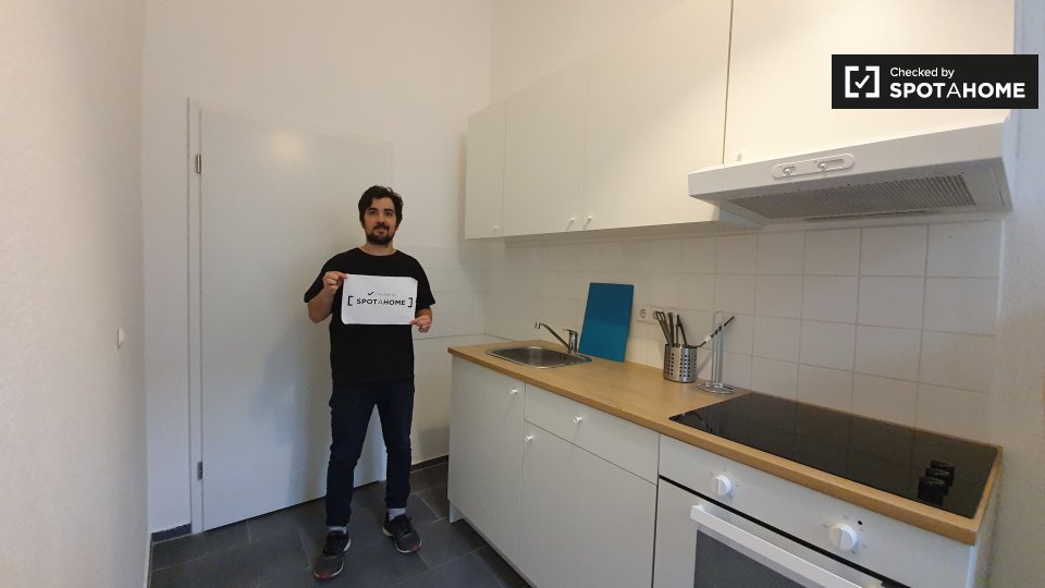 Room, Kottbusser Damm-30, Berlin