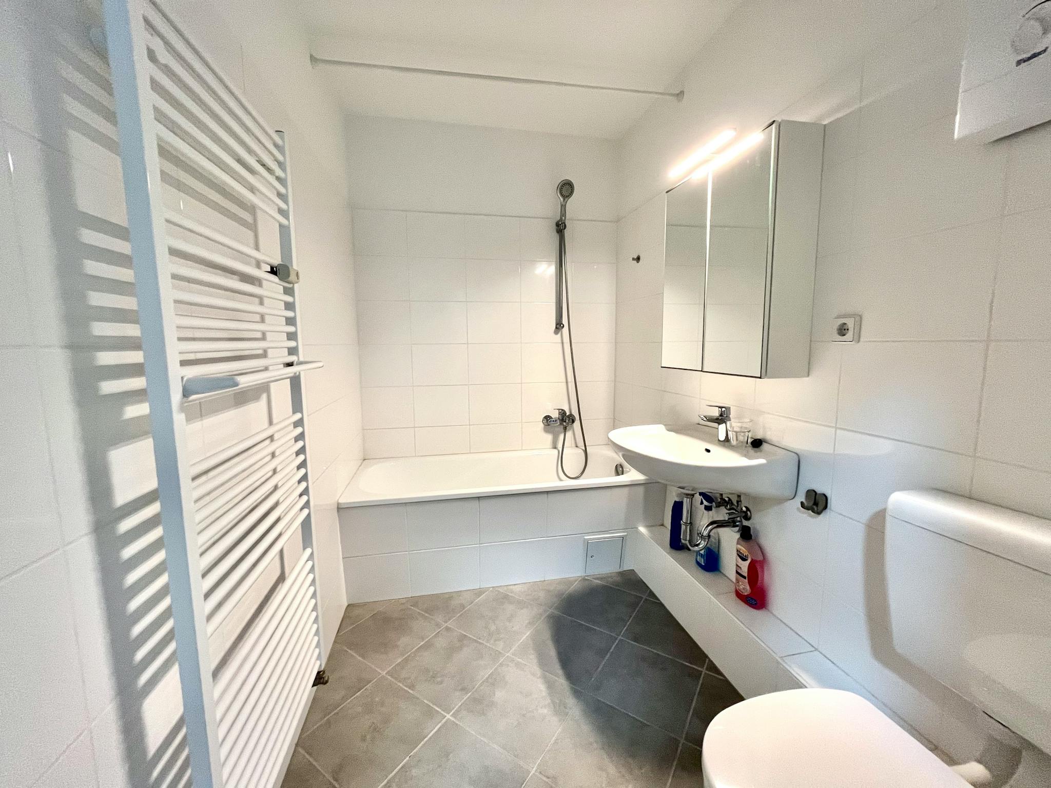 Apartment, Kölner Landstraße, Dusseldorf