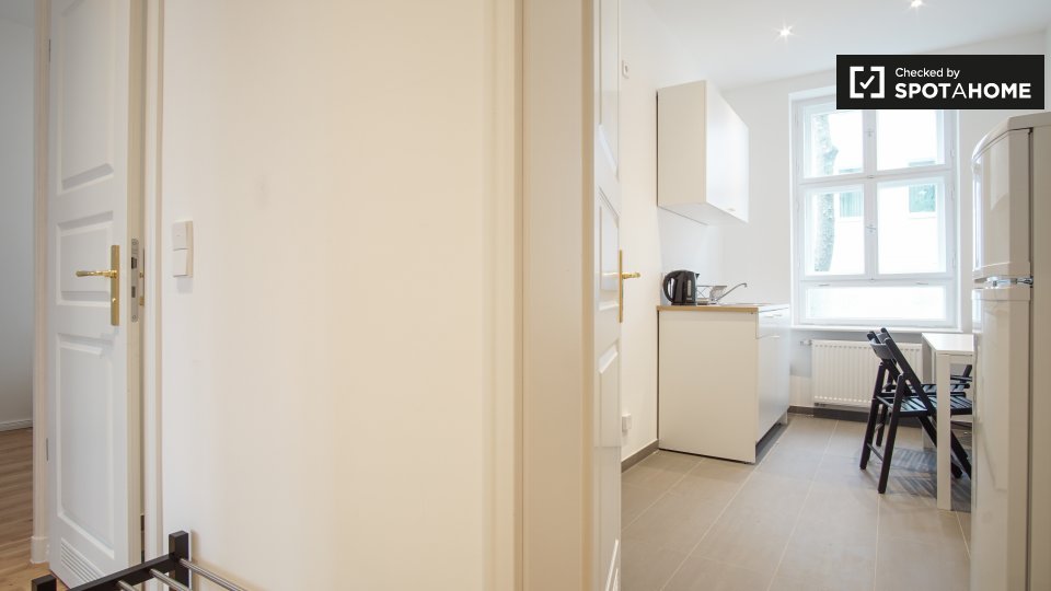 Room, Damerowstraße, 13187 Berlin, Germany, Berlin