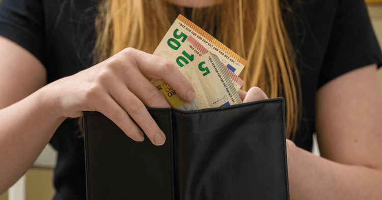 German government announces new minimum wage