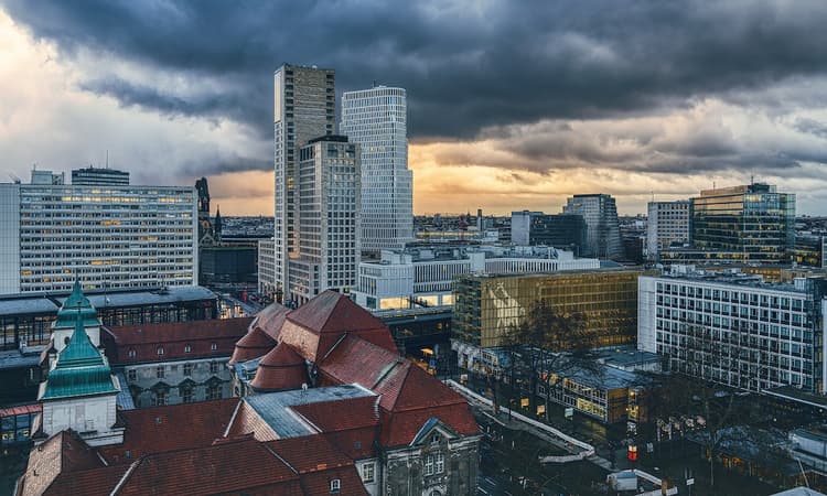 Berlin to offer financial aid to tenants after rent cap is overturned