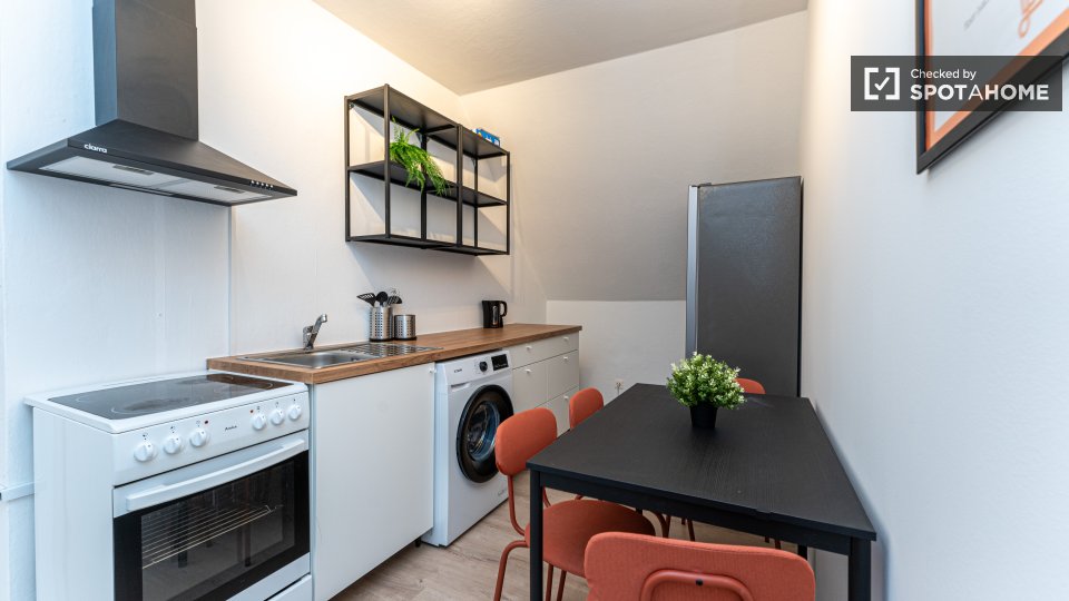 Room, Jüdenstraße, Berlin