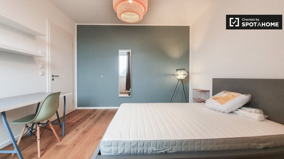 Room, Nazarethkirchstraße, Berlin