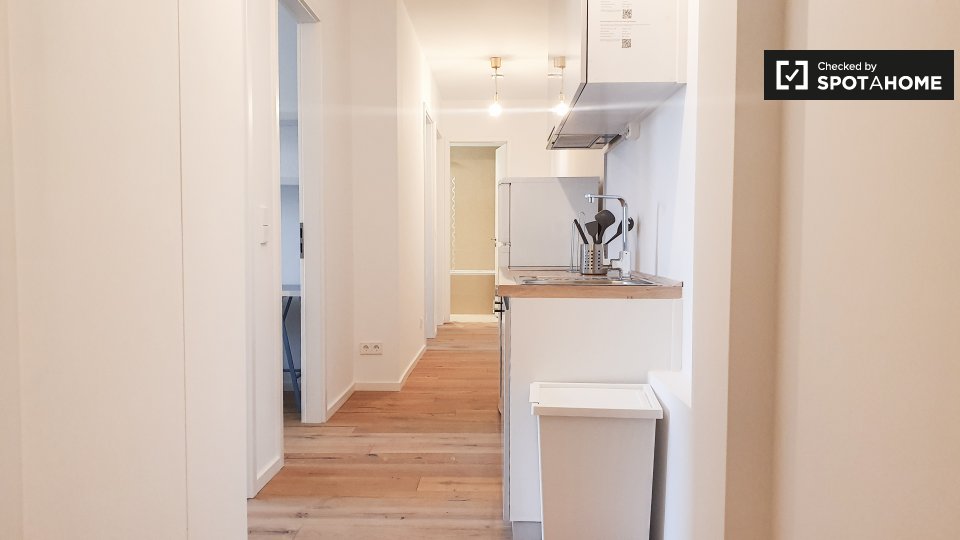 Room, Nazarethkirchstraße, Berlin