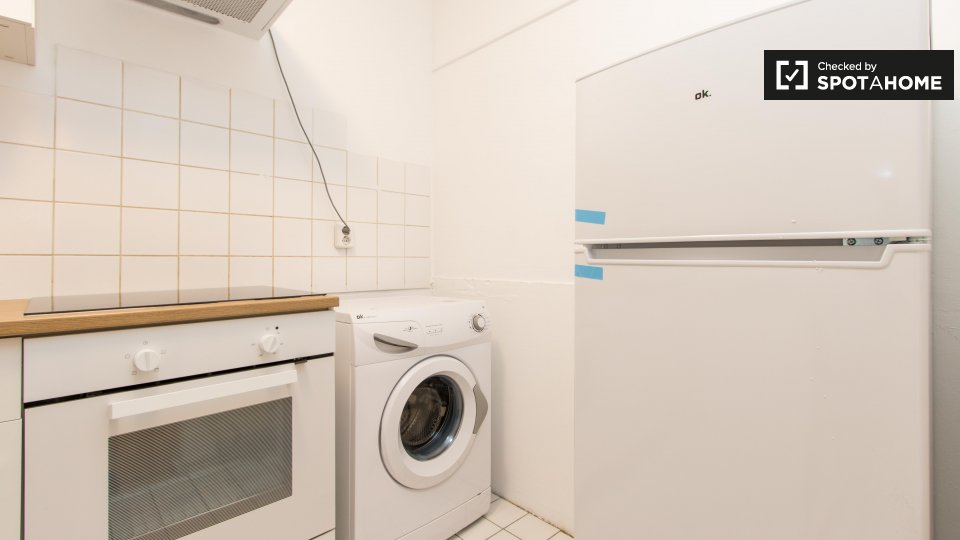 Room, Bismarckstraße, Berlin