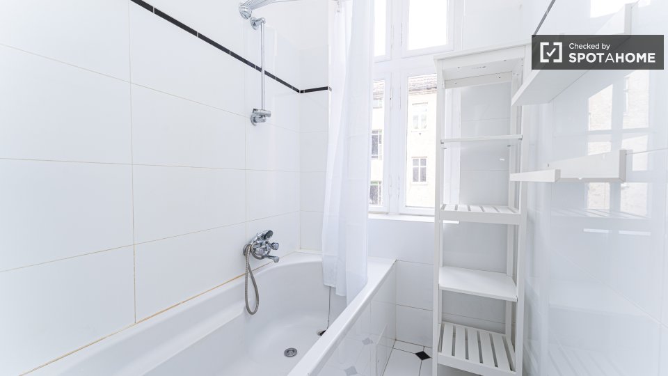 Room, Wühlischstraße, Berlin