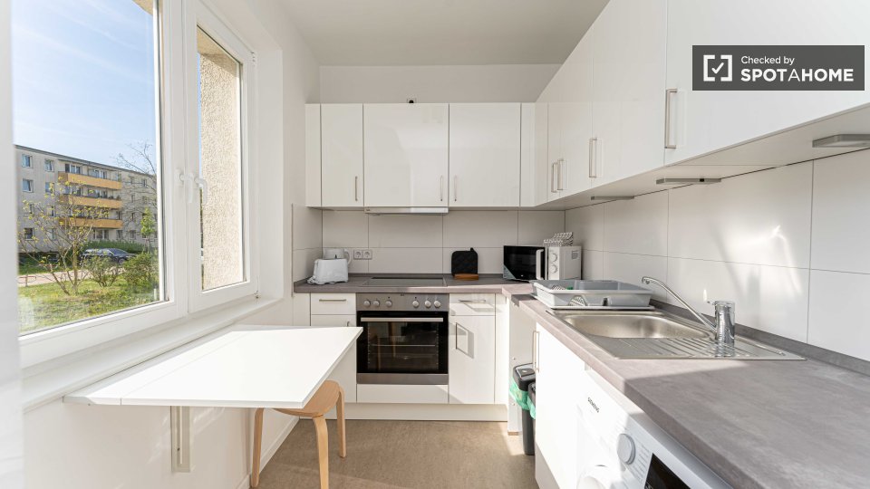 Room, Neltestraße, Berlin