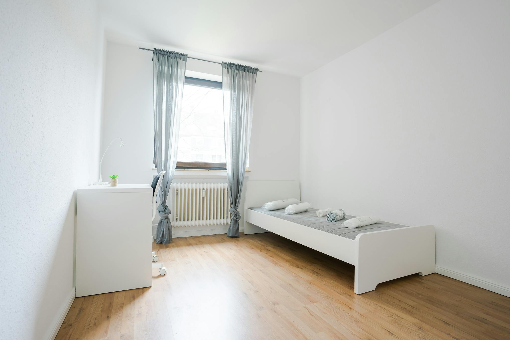 Apartment, Kölner Landstraße, Dusseldorf