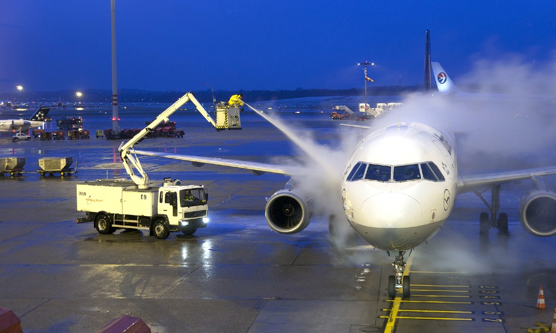 Weather causes travel chaos in Germany