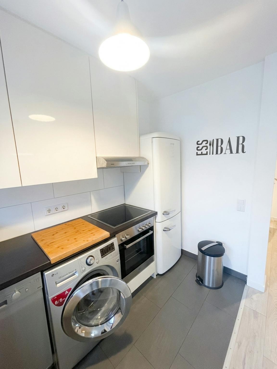 Apartment, Florastraße, Dusseldorf