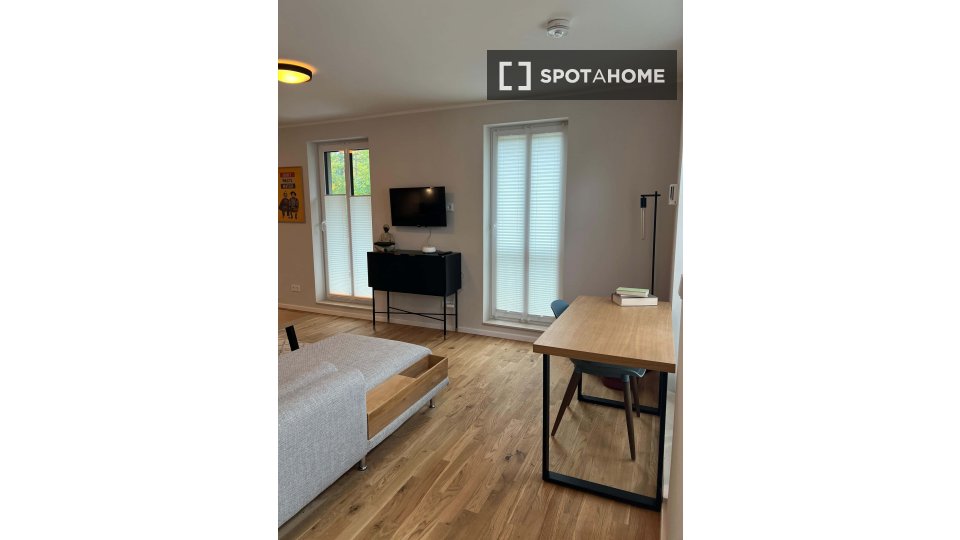 Apartment, Geschwister-Scholl-Straße, Berlin