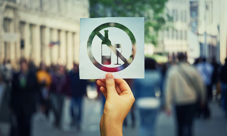Bavarian court overturns blanket ban on public consumption of alcohol