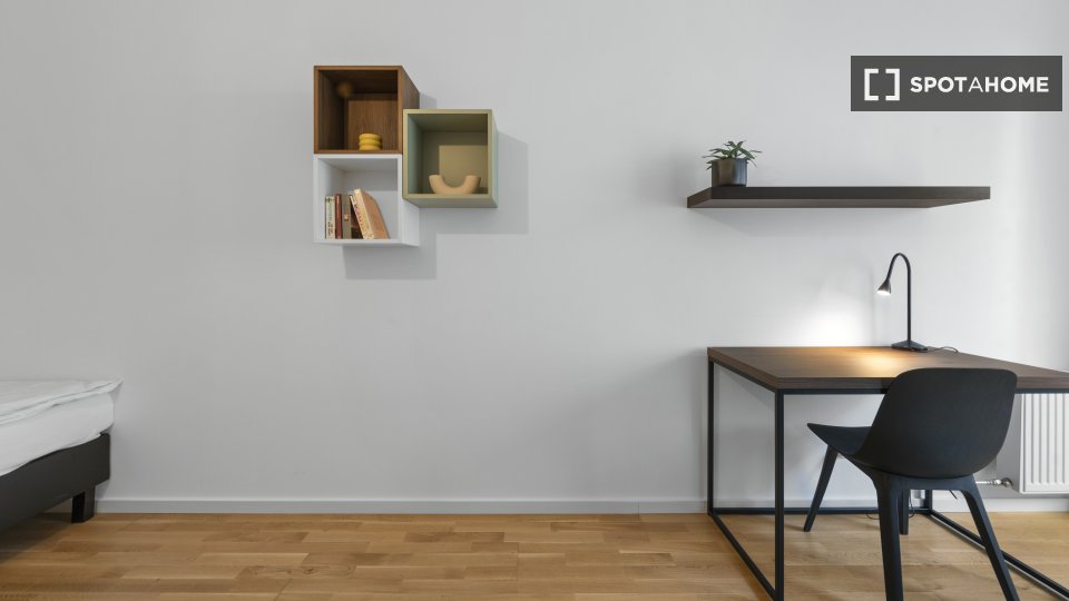 Room, Friedrichstraße, Berlin