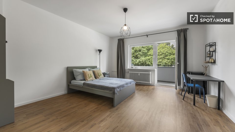 Room, Rübelandstraße, Berlin