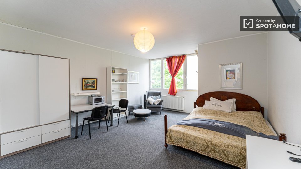 Apartment, Roscherstraße, 10629 Berlin, Germany, Berlin