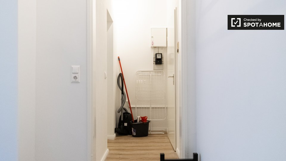 Room, Graefestraße, Berlin
