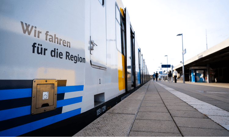 Which German cities have the fastest and slowest public transport? 