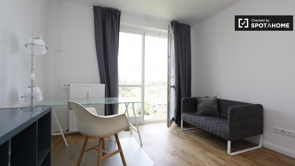 Room, Neltestraße 25, 12489 Berlin, Germany, Berlin