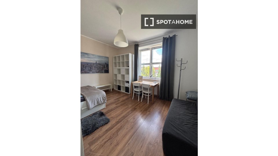 Room, Holzhauser Str., Berlin