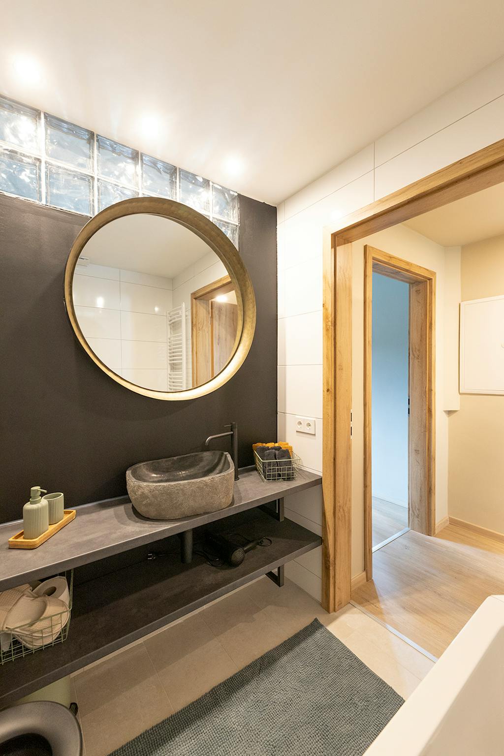 Apartment, Mauerstraße, Dusseldorf