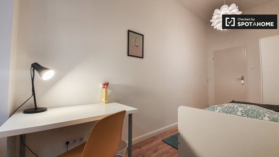 Room, Ibsenstraße, Berlin