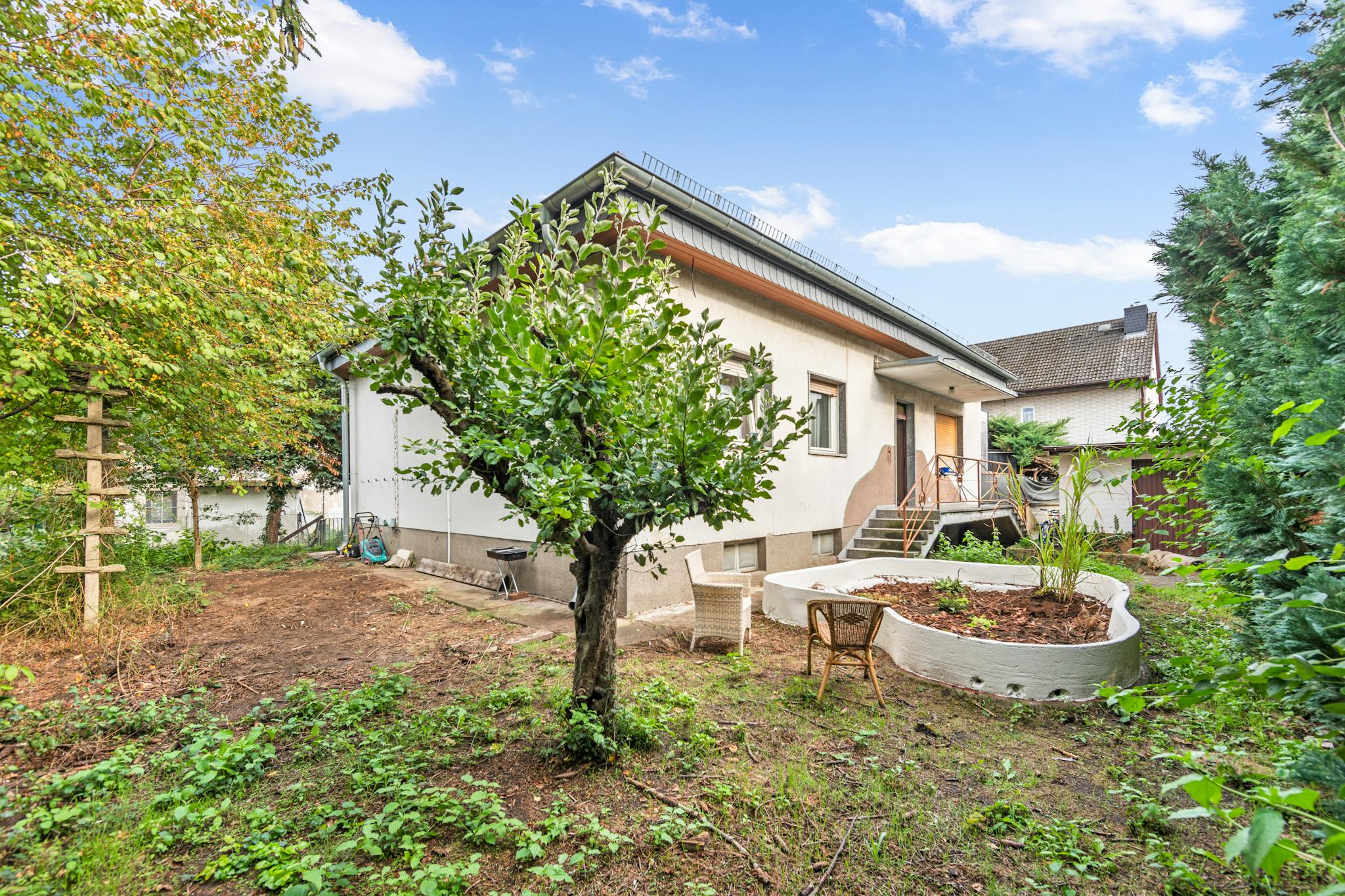 House, Groß-Ziethener Chaussee, Berlin