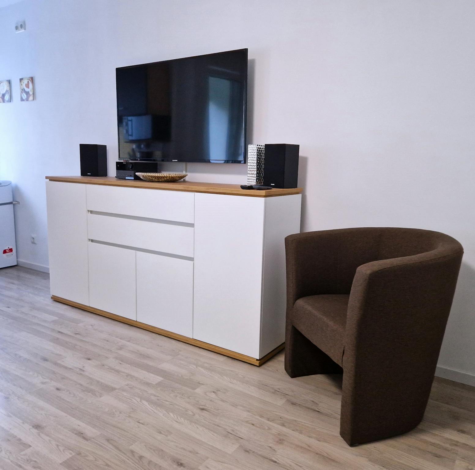 Apartment, Leonhard-Frank-Straße, Munich