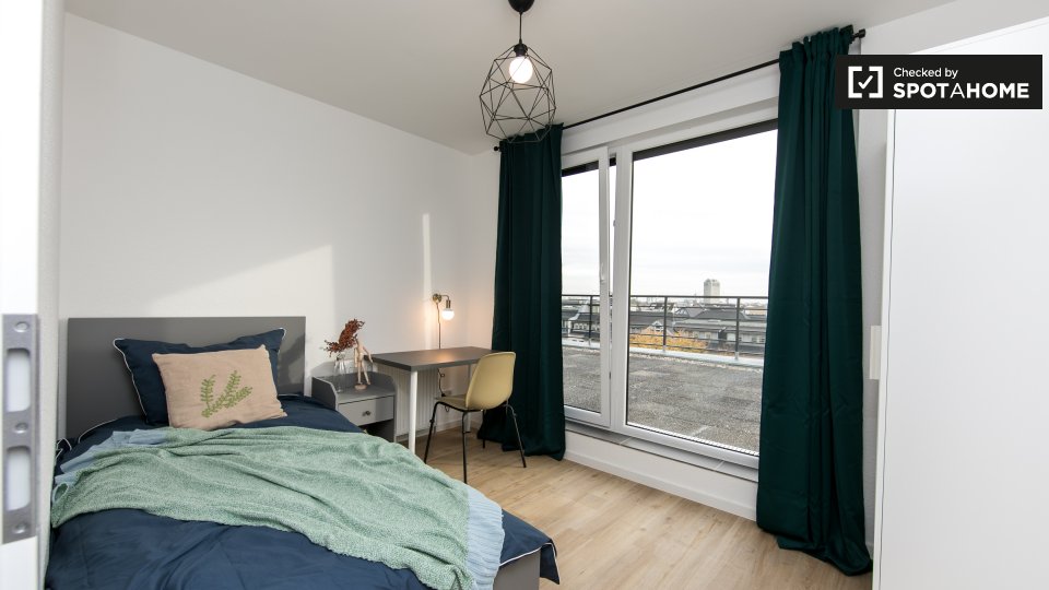 Room, Bismarckstraße, Berlin
