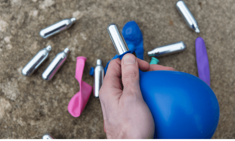 BSR rubbish plant warns Berliners about explosive laughing gas