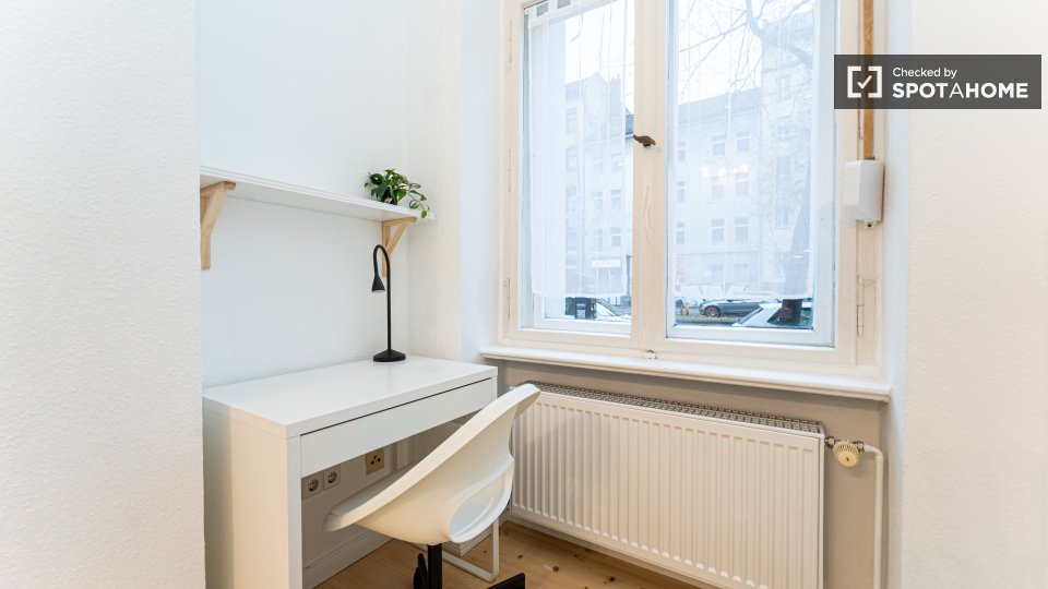 Room, Prinzenallee, Berlin